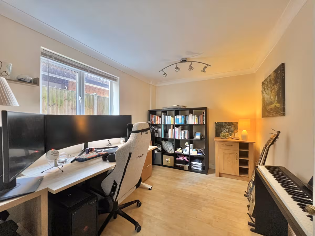 Thistledown Road, Horsford, NR10