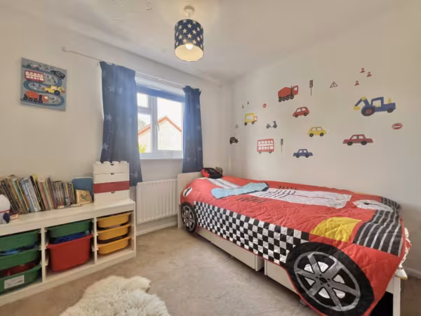 Thistledown Road, Horsford, NR10