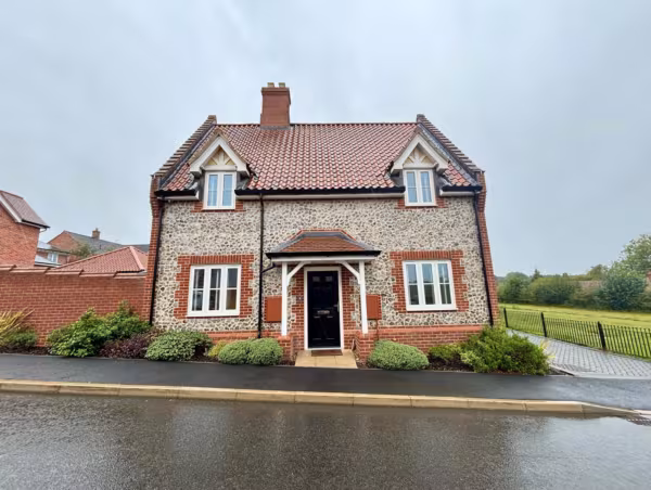 Mustard Way Trowse, Norfolk, NR14 8UE
