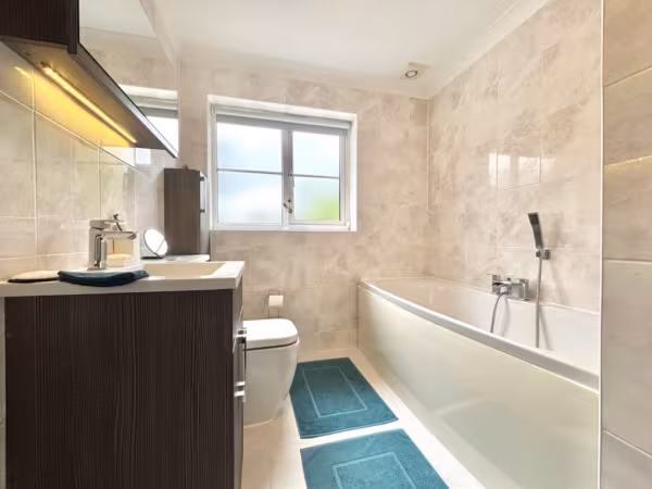 The Avenue, Wroxham, NR12 8TN